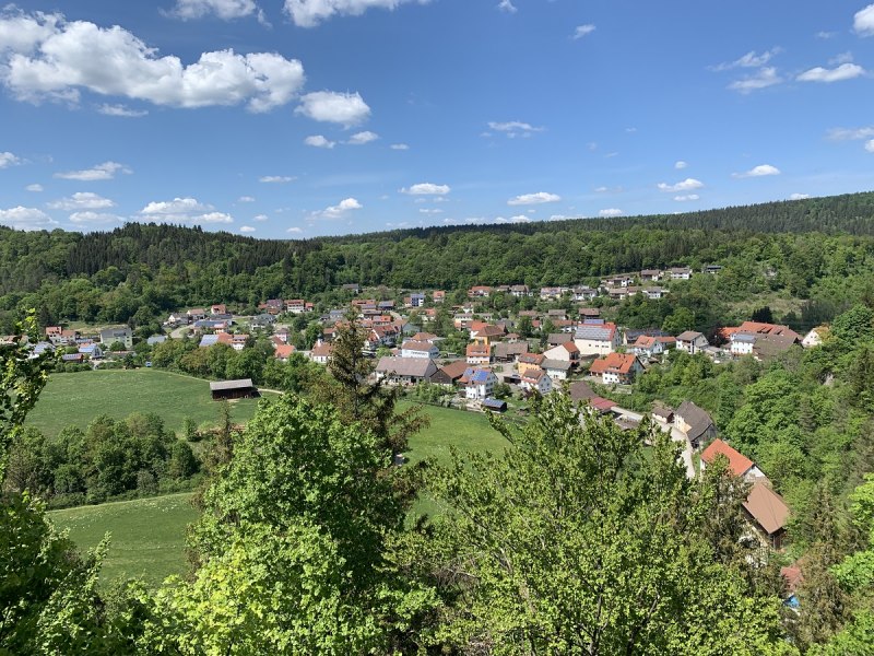 Premiumwandern auf den DonauFelsenLäufen - Blick auf Störzingen