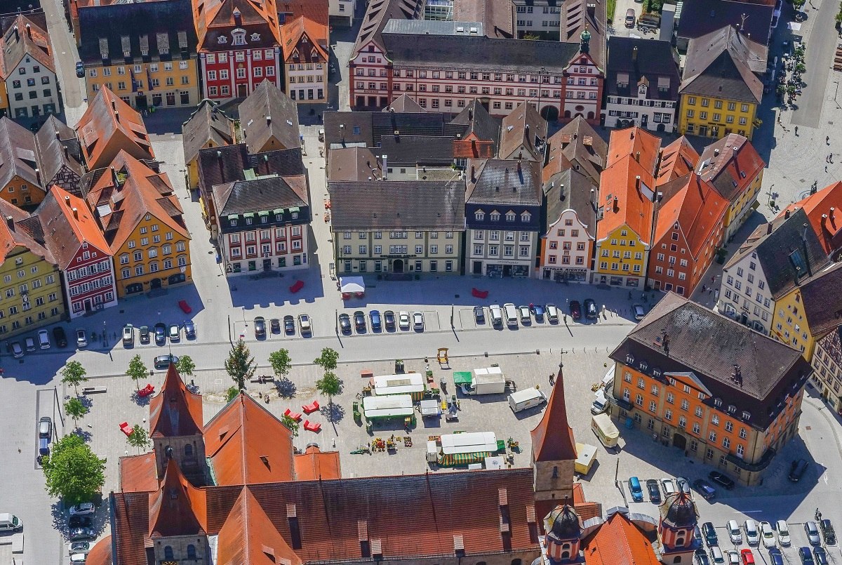 Marktplatz in Ellwangen, Luftperspektive