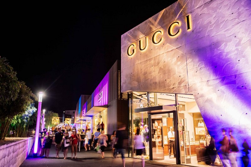 Late Night Shopping in der OUTLETCITY Metzingen
